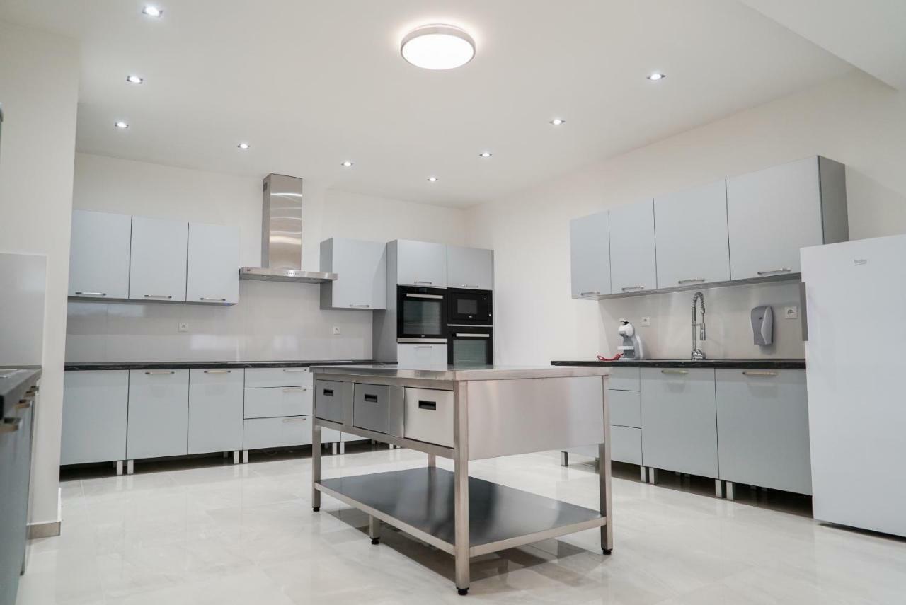 Luxury Villa Moravany nad Vahom Экстерьер фото